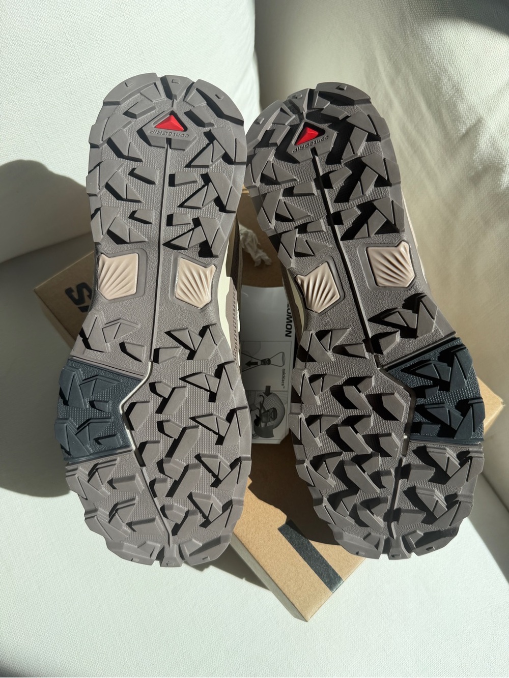Salomon X Ultra 5 W Hiking Shoes Women’s 7.5 Gray Taupe Quicklace NEW - Picture 5 of 8